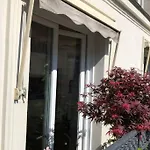 Duplex Avec Balcon Fleuri - Drouot Cadet