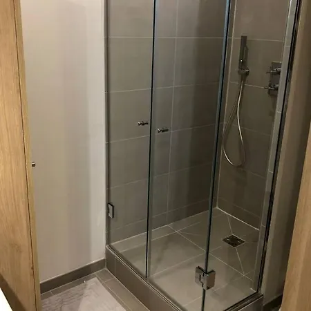 Apartment Duplex Avec Balcon Fleuri - Drouot Cadet
